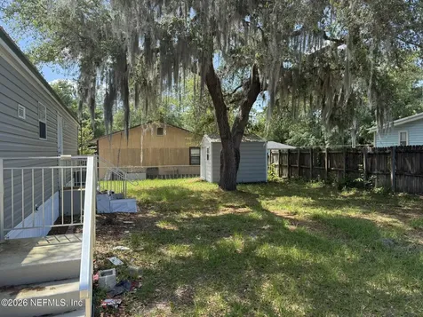 101 Nancy Drive Interlachen FL 32148