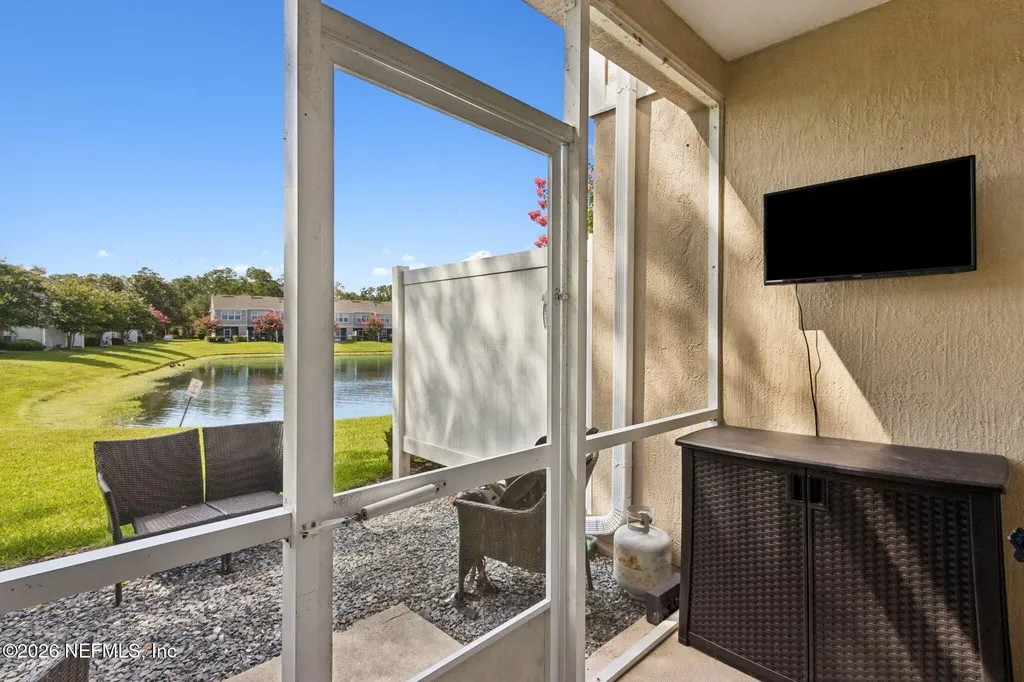 6618 Arching Branch Circle Jacksonville FL 32258