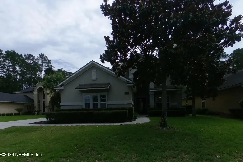 1684 Fenton Avenue St. Johns FL 32259