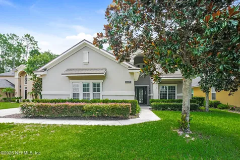 1684 Fenton Avenue St. Johns FL 32259