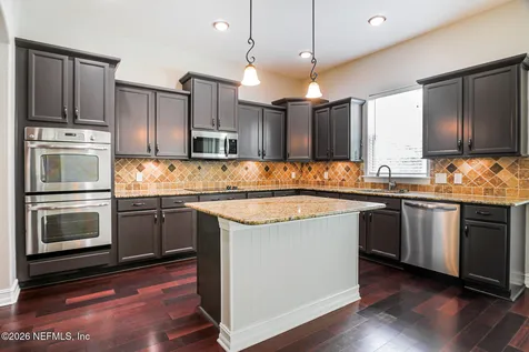 1684 Fenton Avenue St. Johns FL 32259