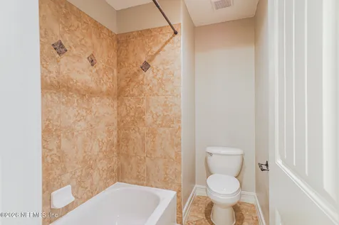 1684 Fenton Avenue St. Johns FL 32259