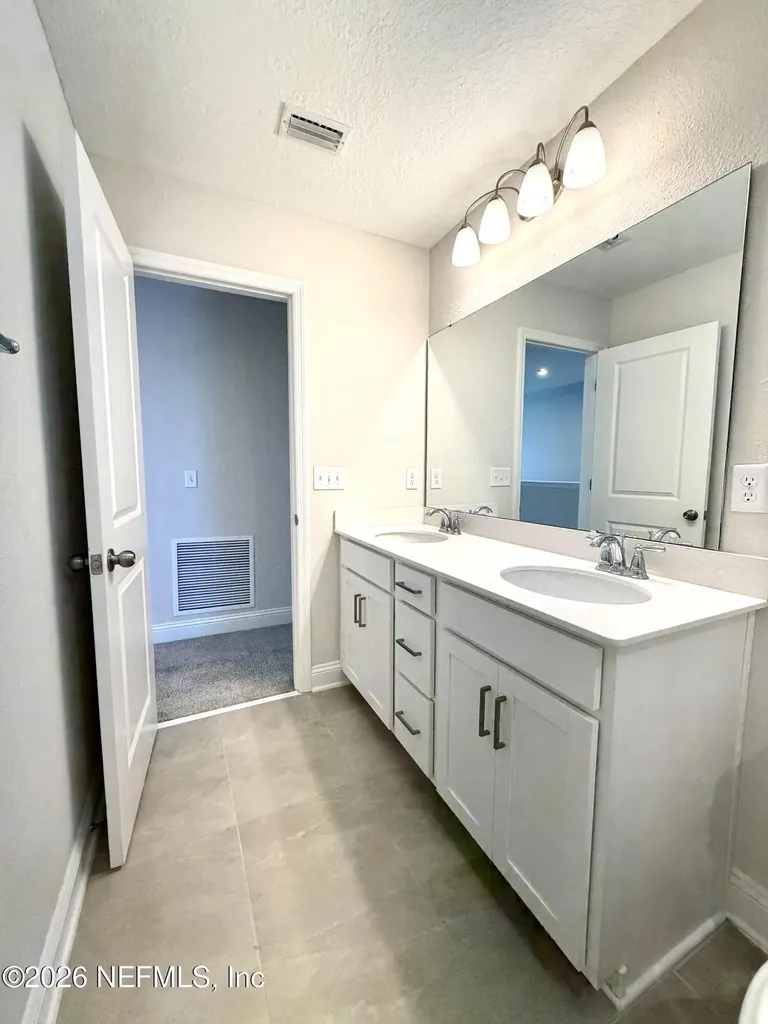 12959 Holsinger Boulevard Jacksonville FL 32256