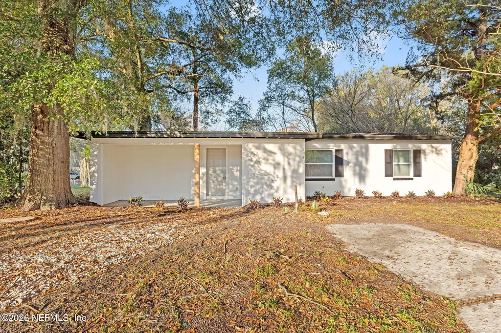 2341 Lake Lucina Drive Jacksonville FL 32211