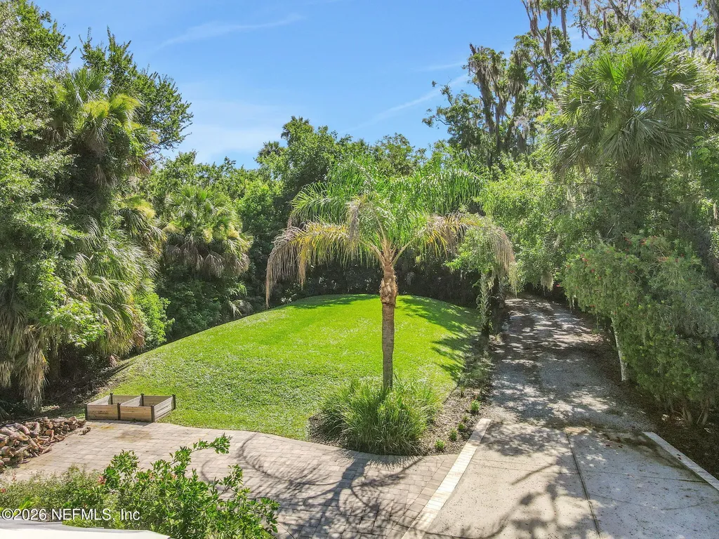 127 S Roscoe Boulevard Ponte Vedra Beach FL 32082