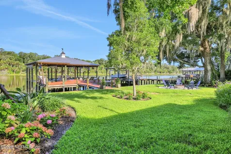 127 S Roscoe Boulevard Ponte Vedra Beach FL 32082