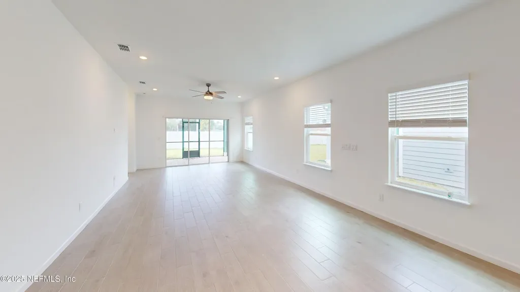 6896 Friendship Fountain Avenue Jacksonville FL 32217