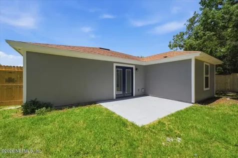 1064 Buccaneer Boulevard Green Cove Springs FL 32043