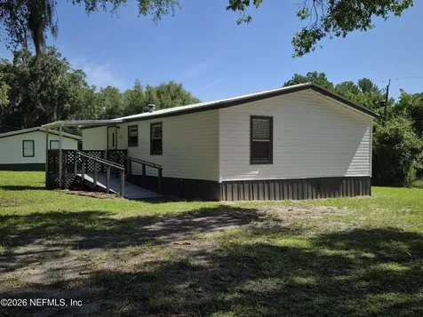 105 Posey Lane Pomona Park FL 32181
