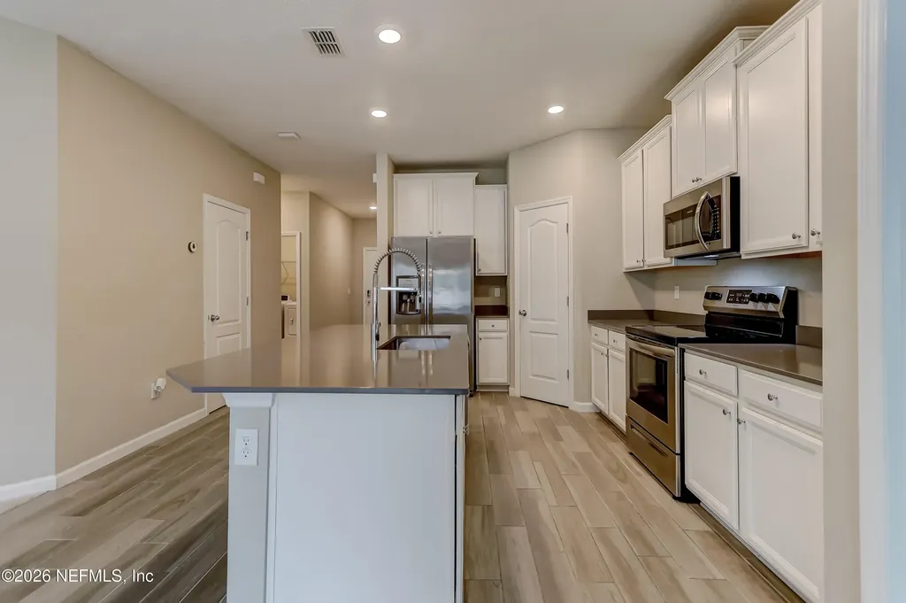 10386 Pavnes Creek Drive Jacksonville FL 32222