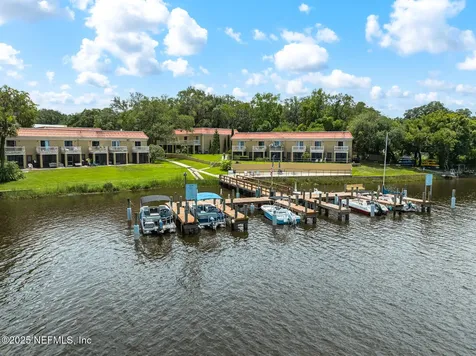 5811 Atlantic Boulevard Jacksonville FL 32207