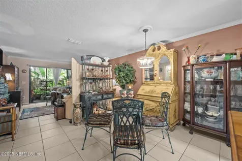 5811 Atlantic Boulevard Jacksonville FL 32207