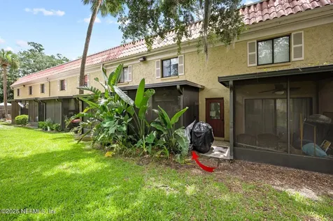 5811 Atlantic Boulevard Jacksonville FL 32207