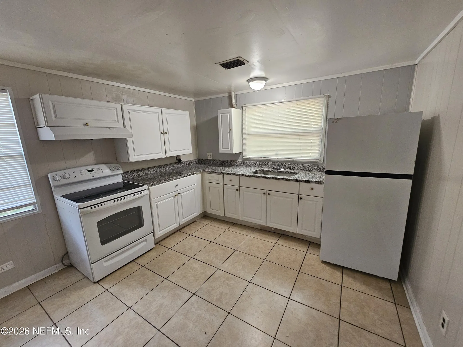 9042 7th Avenue Jacksonville FL 32208