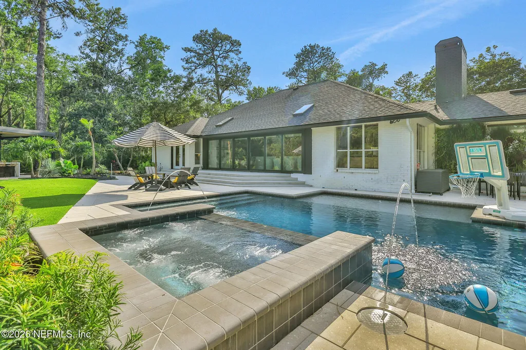 8070 Cypress Hollow Court Ponte Vedra Beach FL 32082