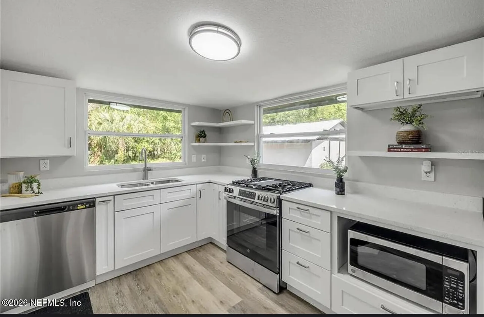 1956 Pioneer Trail New Smyrna Beach FL 32168