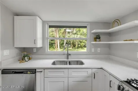 1956 Pioneer Trail New Smyrna Beach FL 32168
