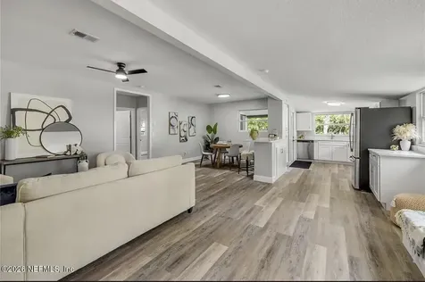 1956 Pioneer Trail New Smyrna Beach FL 32168
