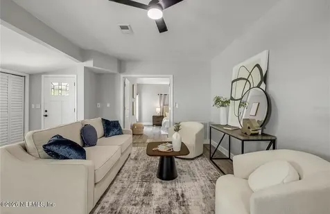 1956 Pioneer Trail New Smyrna Beach FL 32168