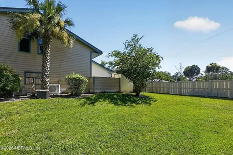101 Courageous Court N Jacksonville FL 32233