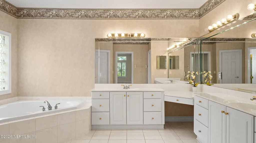 1556 Harrington Park Drive Jacksonville FL 32225