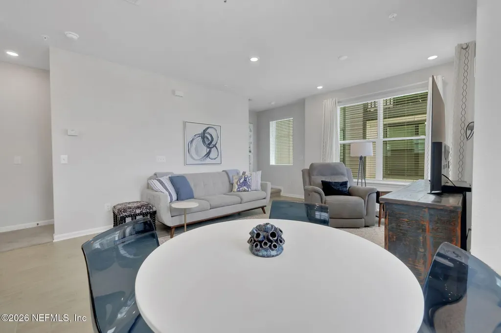 1096 Farwell Street Jacksonville FL 32204