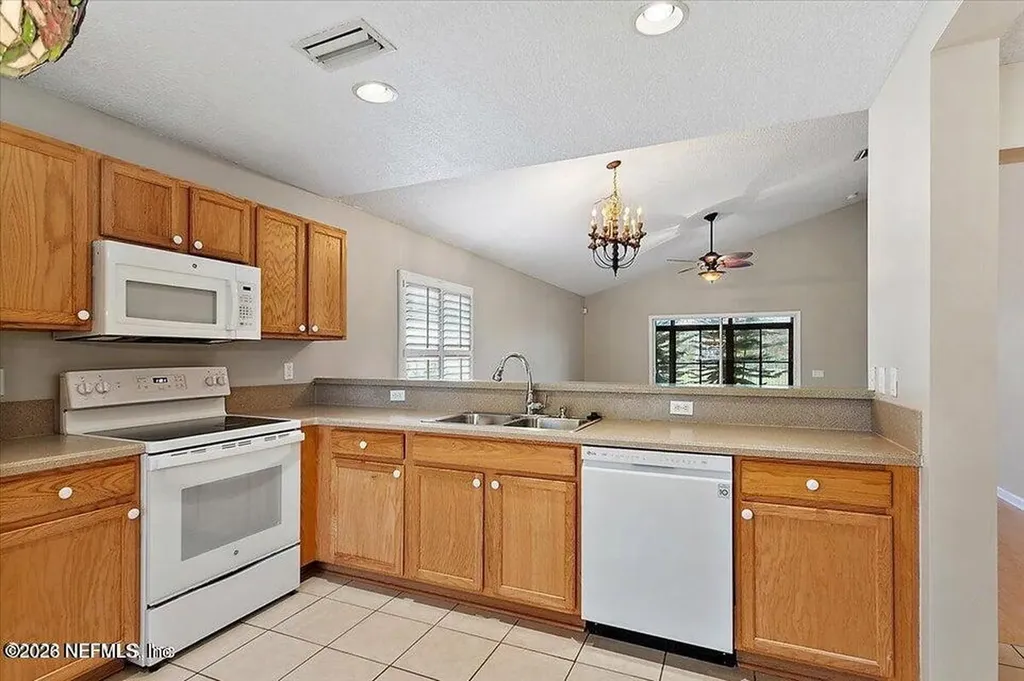 1212 Coghill Circle St. Augustine FL 32092