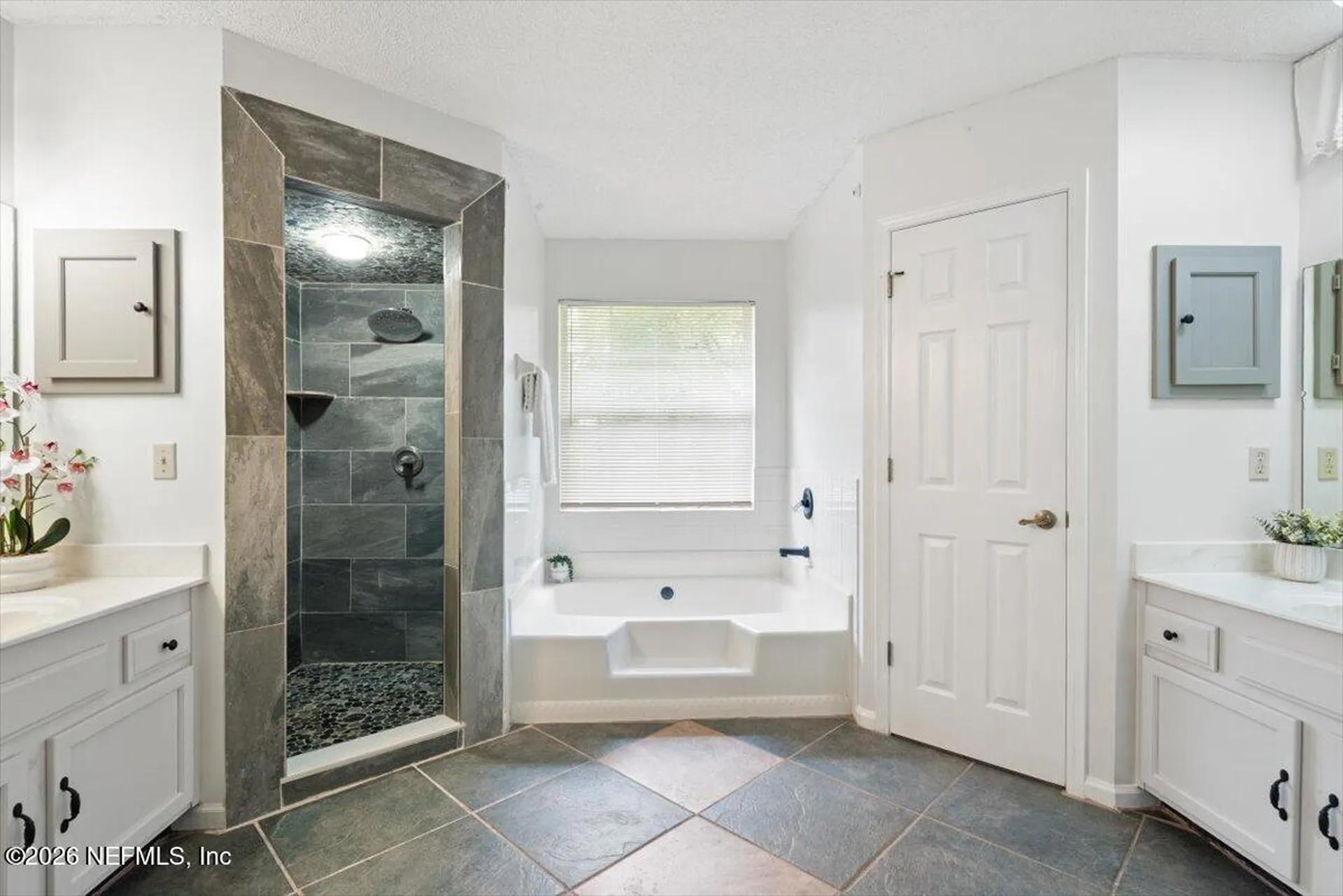 4325 Apple Tree Place Jacksonville FL 32258