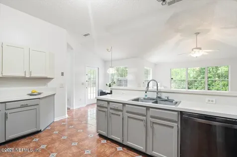 4325 Apple Tree Place Jacksonville FL 32258