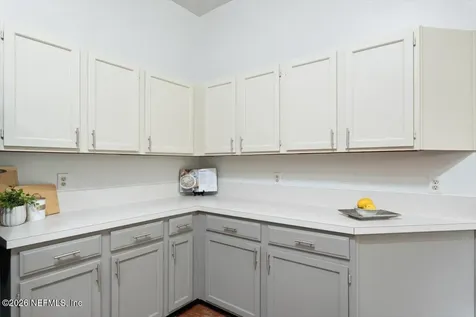 4325 Apple Tree Place Jacksonville FL 32258