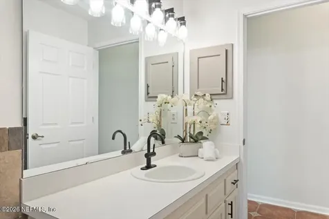 4325 Apple Tree Place Jacksonville FL 32258