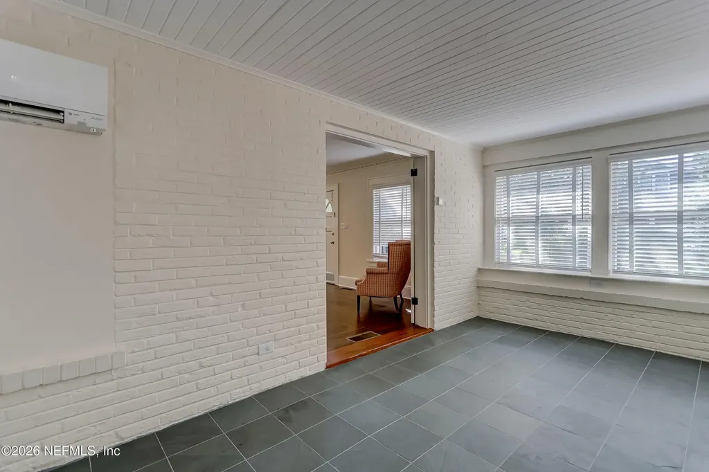 3684 Pine Street Jacksonville FL 32205