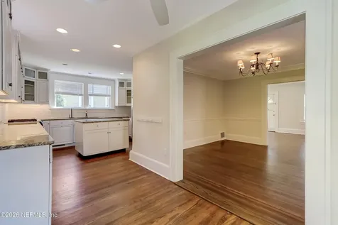 3684 Pine Street Jacksonville FL 32205