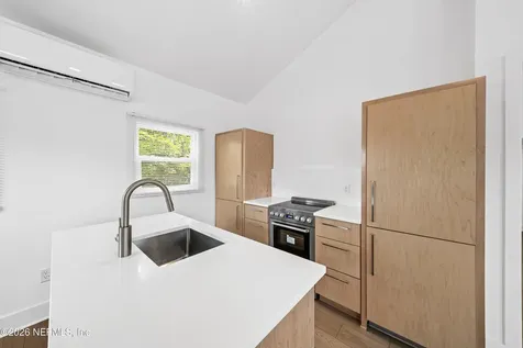 232-234 Hopkins Street Neptune Beach FL 32266