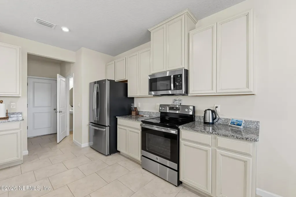 1052 Victoria Hills Court Jacksonville FL 32221