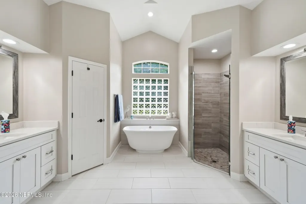8688 Rolling Brook Lane Jacksonville FL 32256