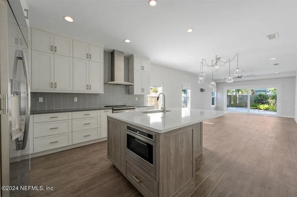 728 10th Avenue S Jacksonville Beach FL 32250