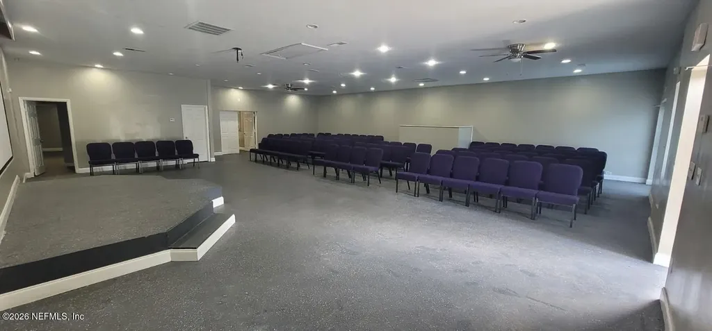 6455 Restlawn Drive Jacksonville FL 32208