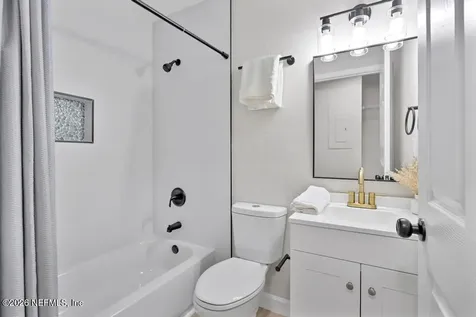 824 S 10th Street Fernandina Beach FL 32034