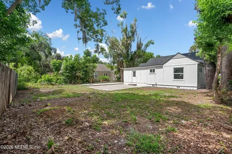 621 S 18th Street Palatka FL 32177