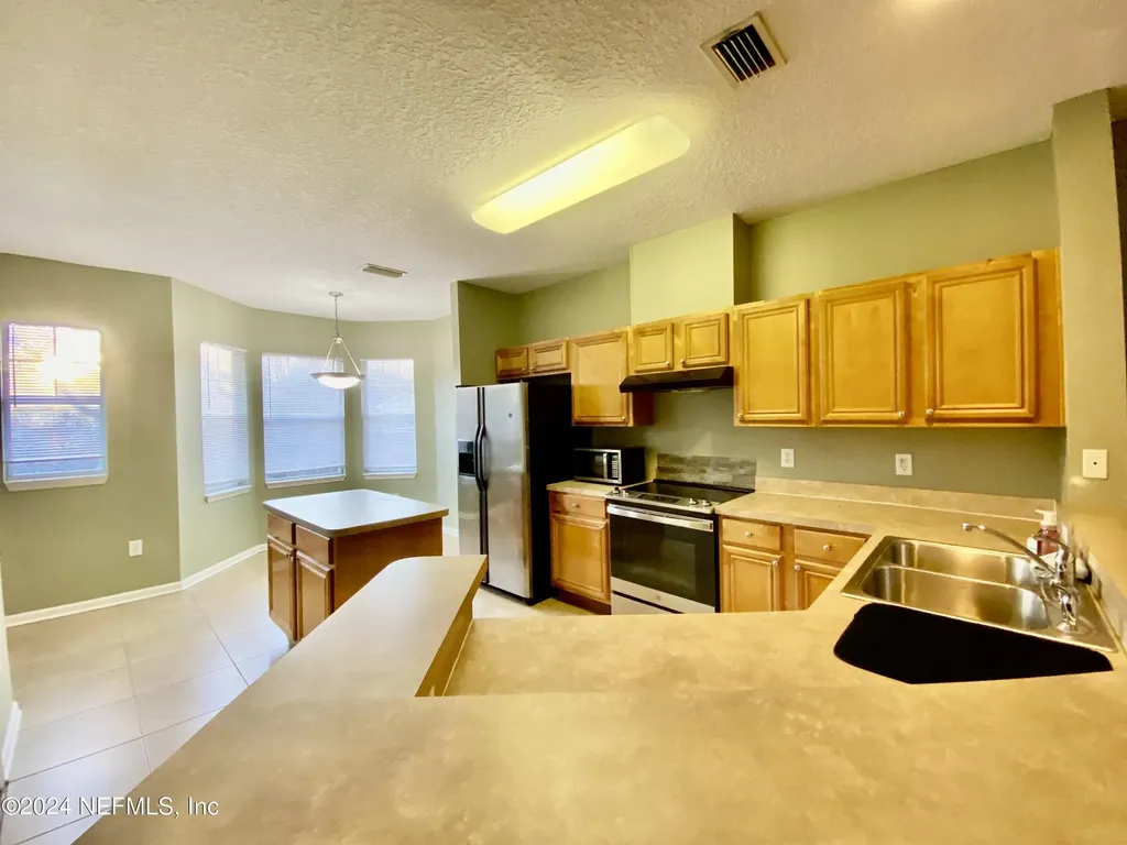 5663 Greenland Road Jacksonville FL 32258