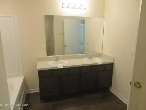2568 Oak Stream Drive Green Cove Springs FL 32043