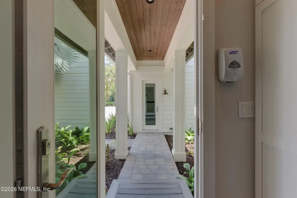 25 N Roscoe Boulevard Ponte Vedra Beach FL 32082