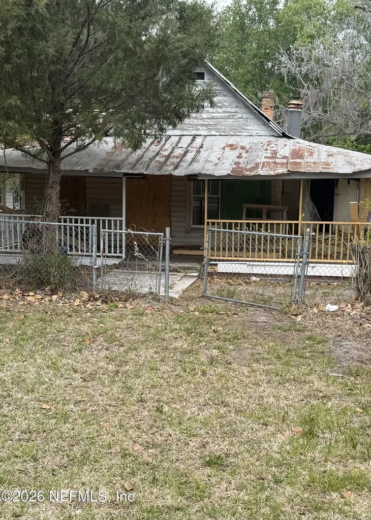 10033 SW County Road Drive Starke FL 32640