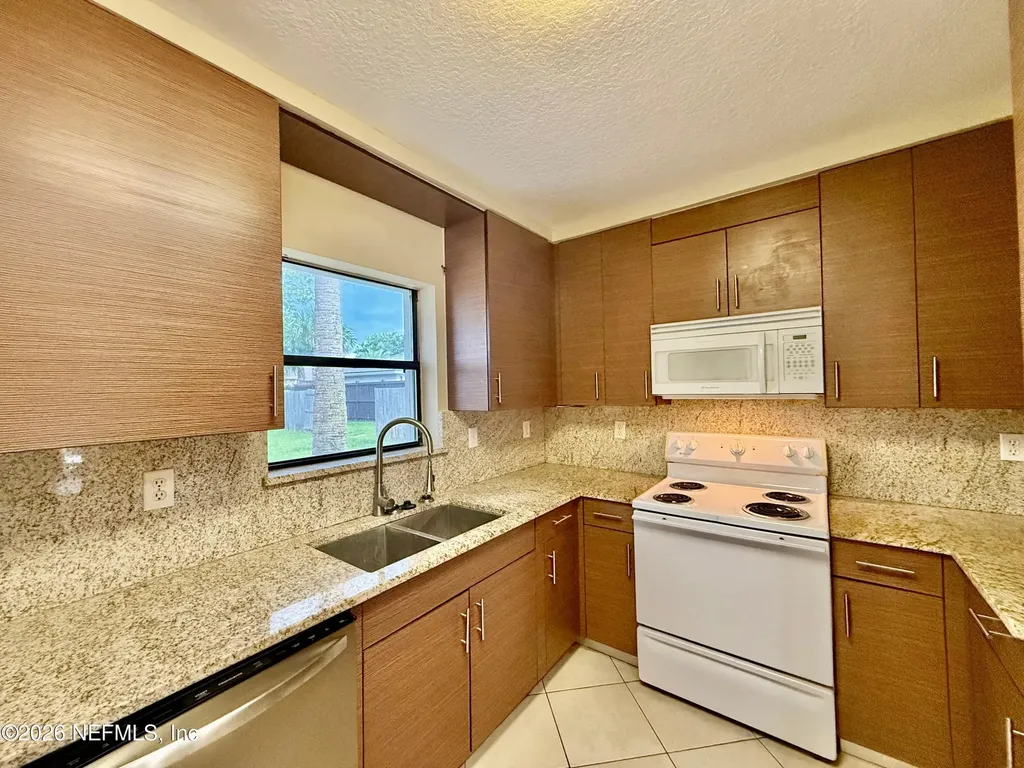 524 17th Avenue N Jacksonville Beach FL 32250