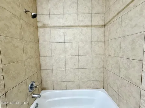 524 17th Avenue N Jacksonville Beach FL 32250