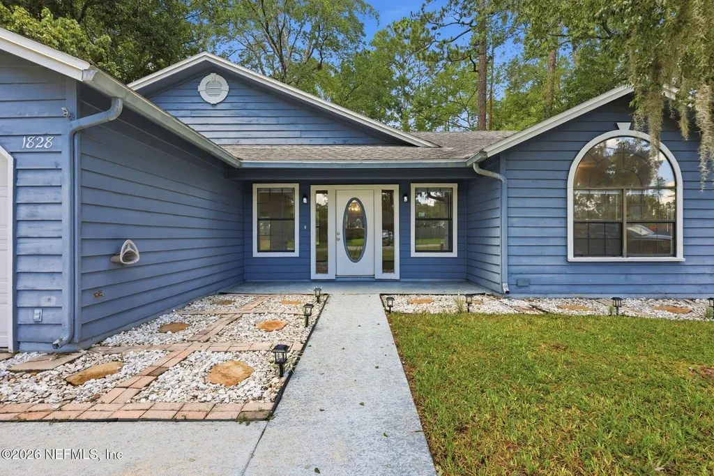 1828 Sherwood Drive Middleburg FL 32068