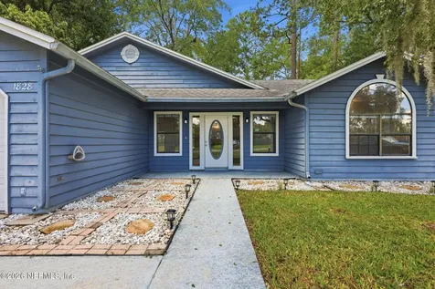 1828 Sherwood Drive Middleburg FL 32068