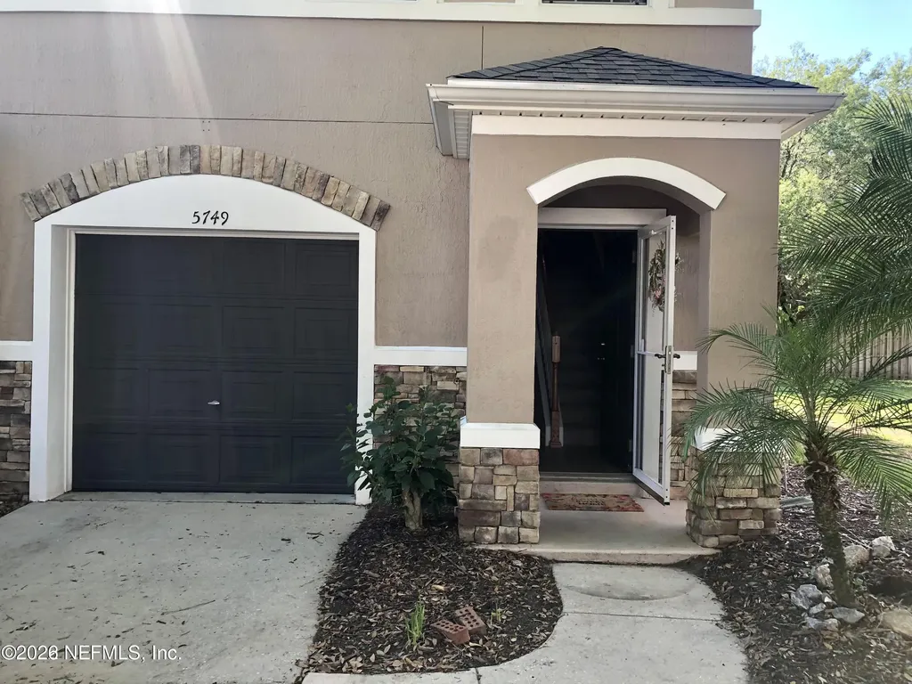 5749 Parkstone Crossing Drive Jacksonville FL 32258