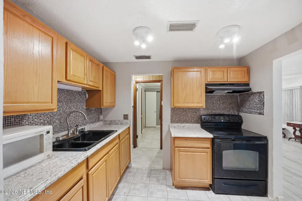 2654 Wilkins Court Jacksonville FL 32209